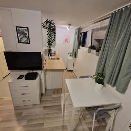 Batorego View Apartment Warschau Exterior foto