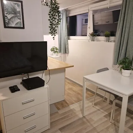 Batorego View Apartment Warschau Exterior foto